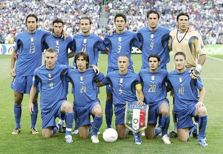 FoOt iTaLiEn, CaLcIo iTaLiAnNo(j'aImE BeAuCoUp cAnAvArOoOoOoO N'Es Ce pAs nInUcCiA!!!)
